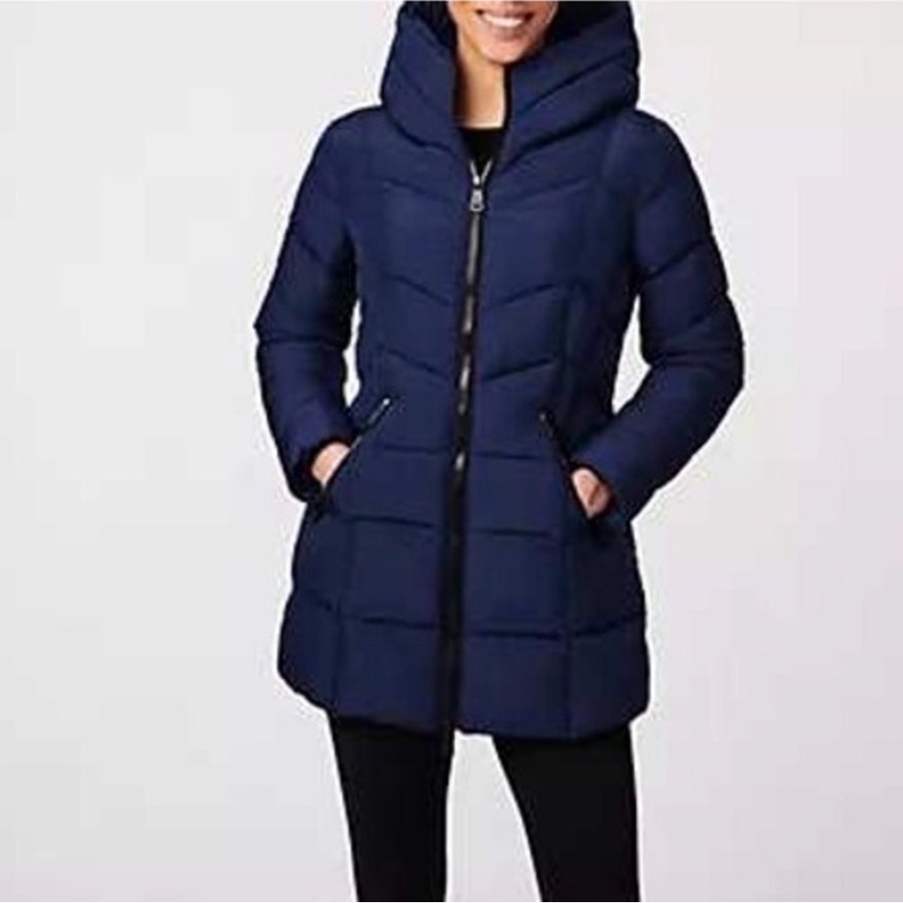 Bernardo‎ NWT Puffer Coat Navy Blue Night Shadow EcoPlume Fill Hooded
Walker S